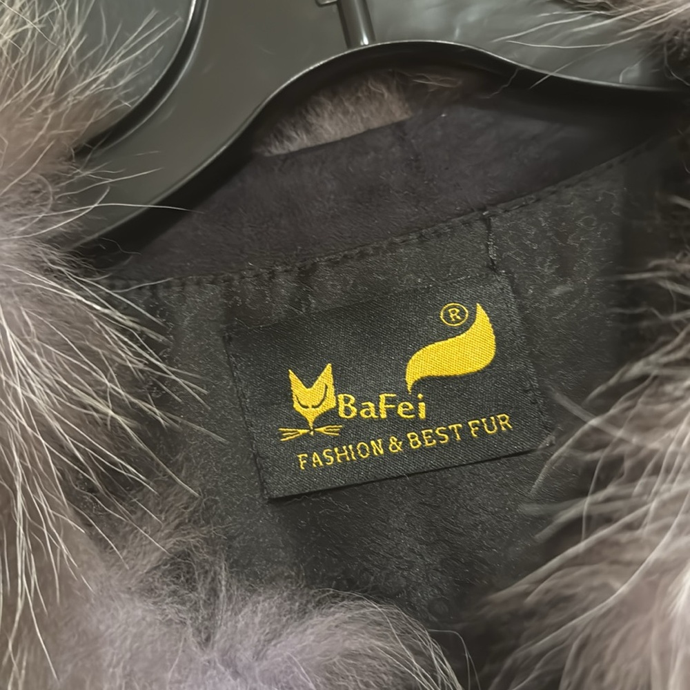 Genuine Rabbit fur coat - Picture 2 of 5